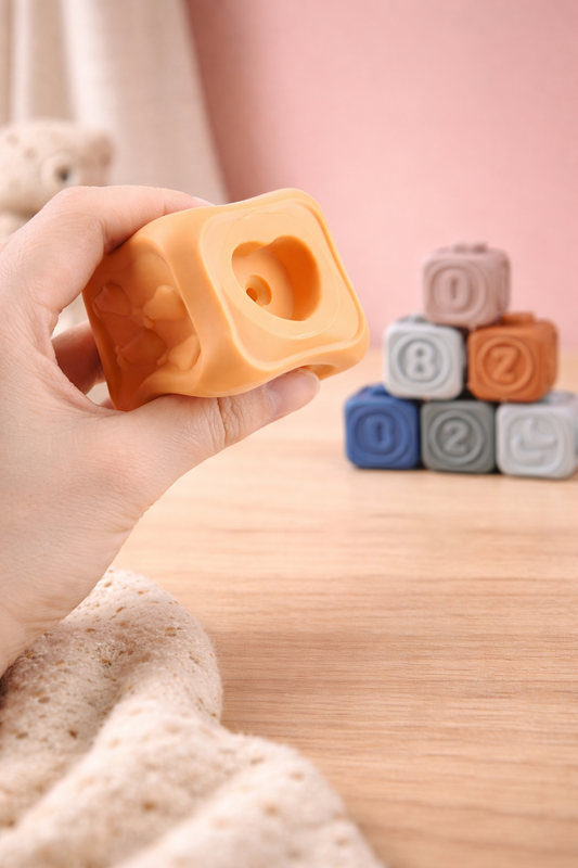 Cube sensoriel en silicone